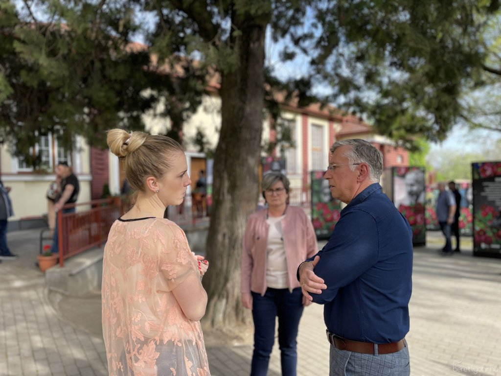 Együtt, szabadon - kiállításmegnyitó01